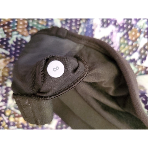 Size 8- Lululemon Tank Top - Picture 3 of 6